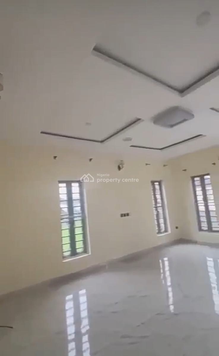 Masters Bedroom Inside a Shared Apartment { Video}, Van Daniels Estate@ Orchid Road, Lekki, Lagos, Self Contain (single Rooms) for Rent