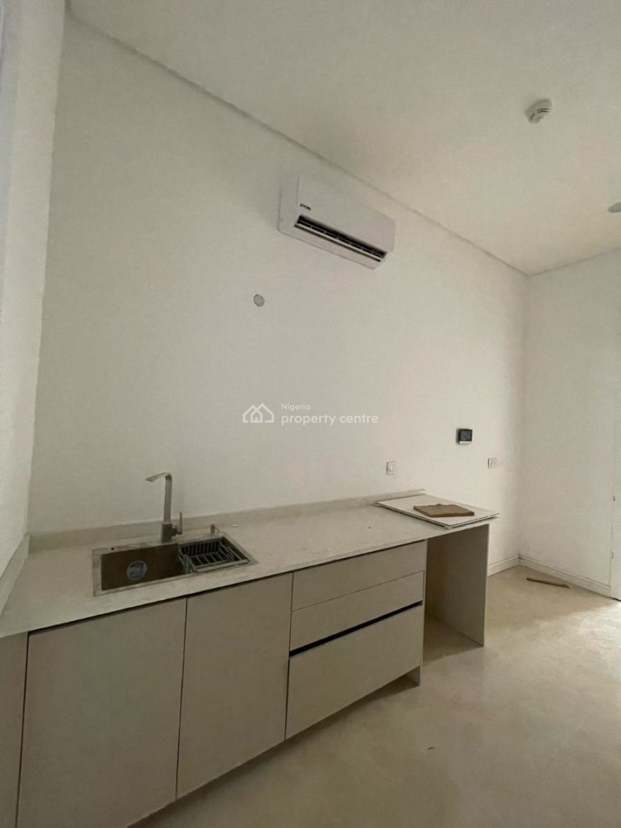Elegant 5-bedroom Semi-detached Villa in Old Ikoyi, Private Rooftop Terrace – Ideal for Entertaining and Relaxation Swimmi, Old Ikoyi, Ikoyi, Lagos, Terraced Duplex for Sale