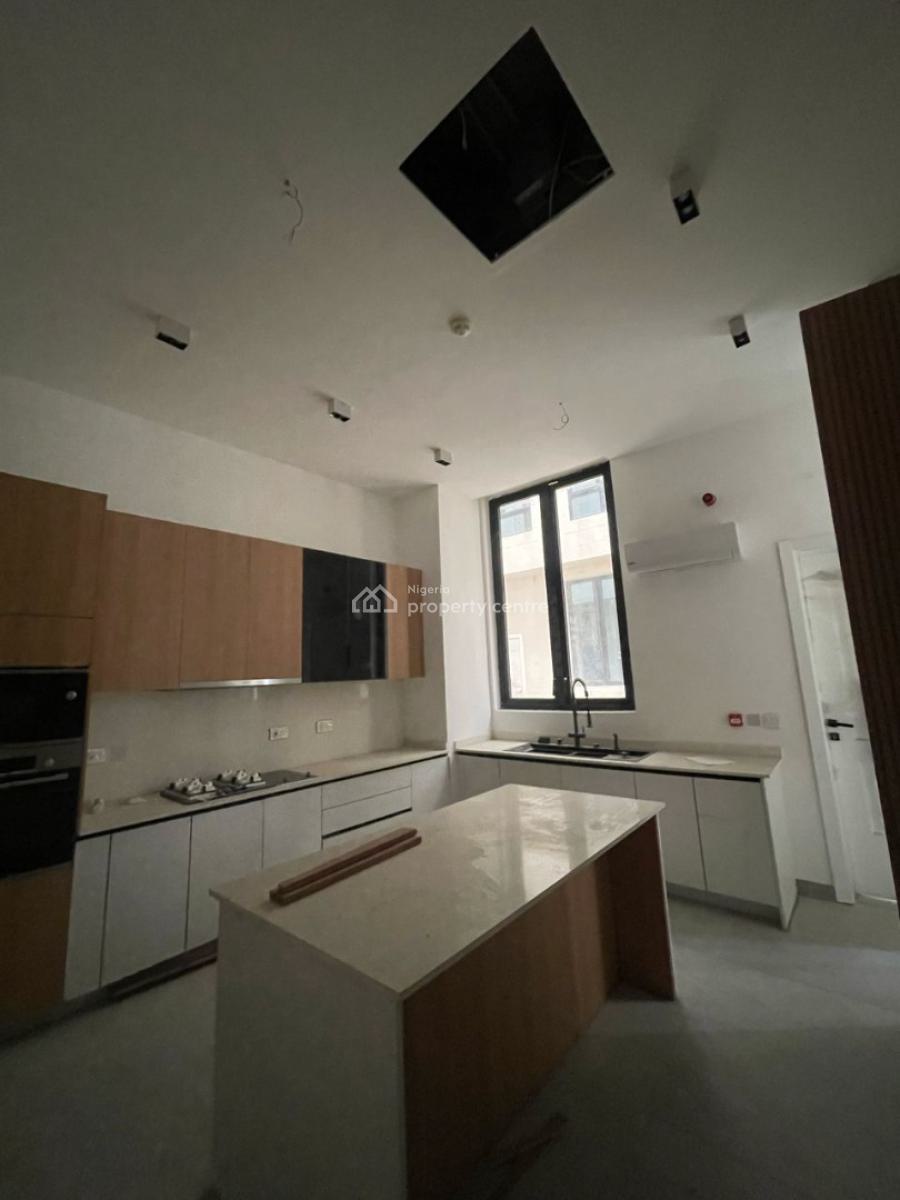 Elegant 5-bedroom Semi-detached Villa in Old Ikoyi, Private Rooftop Terrace – Ideal for Entertaining and Relaxation Swimmi, Old Ikoyi, Ikoyi, Lagos, Terraced Duplex for Sale