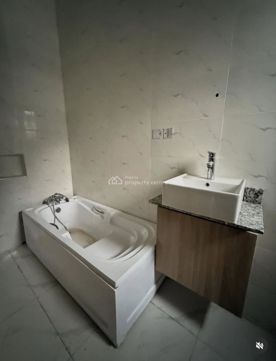 Spacious 4 Bedroom Semi Detached Duplex, Vgc, Lekki, Lagos, Semi-detached Duplex for Sale