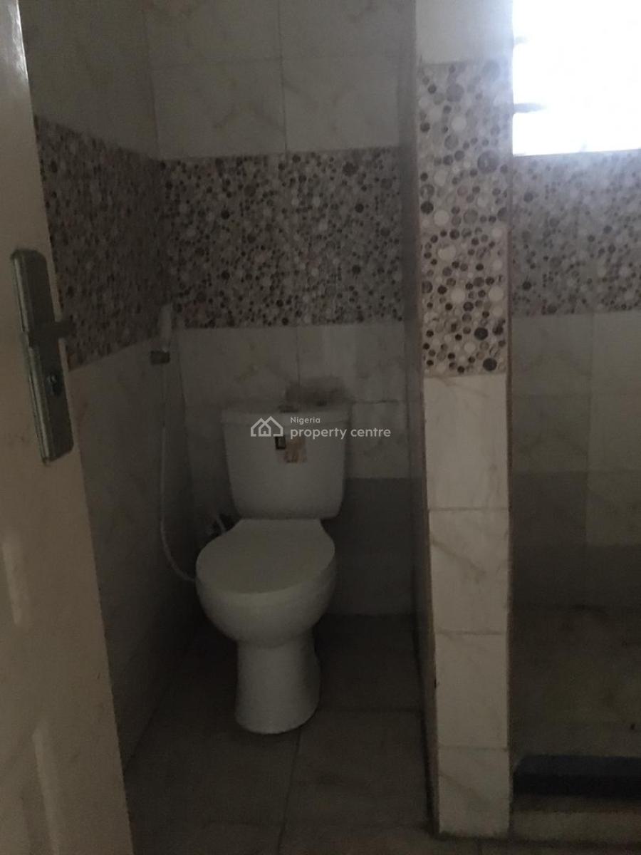Well Renovated Two(2) Bedroom Apartment  at Chevron Alternativ, Chevron Alternative Route, Lekki, Lagos, Flat / Apartment for Rent