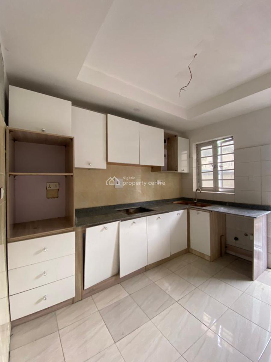 2 Bedroom Flat Apartment (downstairs), Agungi, Agungi, Lekki, Lagos, Flat / Apartment for Rent