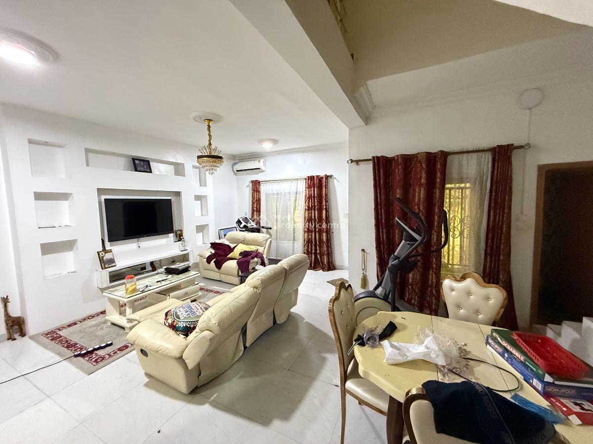 Premium Unfurnished 4 Bedroom Semi Detached with a Bq, Chevron Drive, Lekki, Lagos, Semi-detached Duplex for Sale