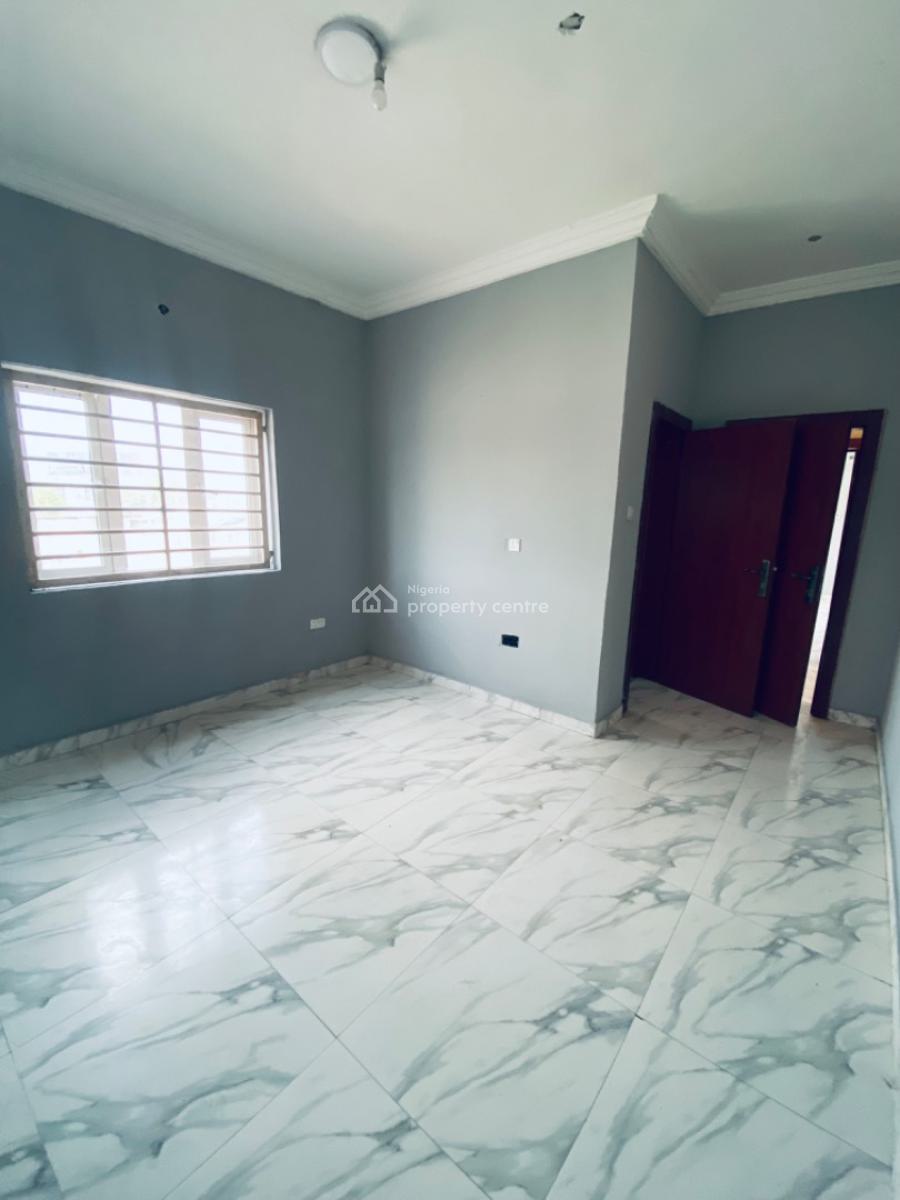 Commercial 3 Units of 3 Bedrooms Apartments on The Expressway, Lekki Conservation Road /express Way Major Road, Lekki Phase 2, Lekki, Lagos, Plaza / Complex / Mall for Rent