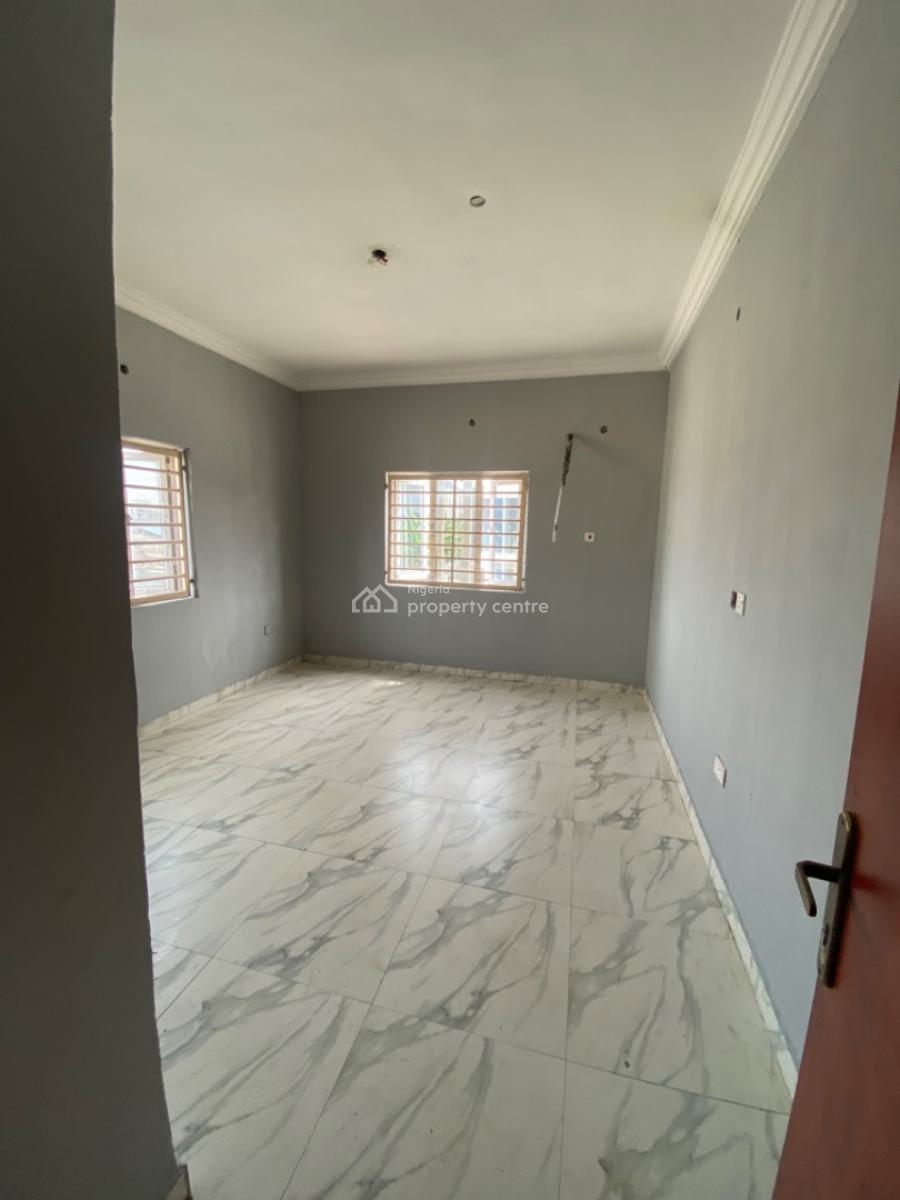 Commercial 3 Units of 3 Bedrooms Apartments on The Expressway, Lekki Conservation Road /express Way Major Road, Lekki Phase 2, Lekki, Lagos, Plaza / Complex / Mall for Rent