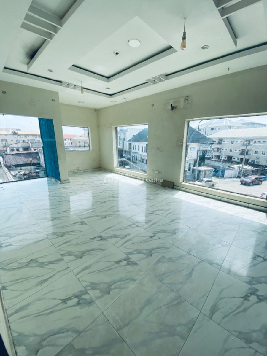 Commercial 3 Units of 3 Bedrooms Apartments on The Expressway, Lekki Conservation Road /express Way Major Road, Lekki Phase 2, Lekki, Lagos, Plaza / Complex / Mall for Rent