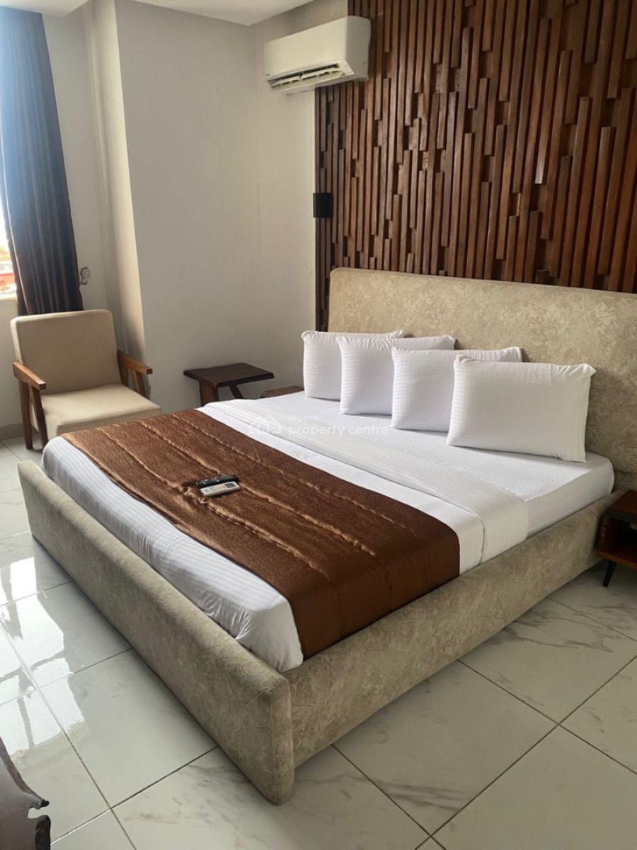 2 Lovely Bedroom with Gym and Pool, Banana Island Ikoyi, Banana Island, Ikoyi, Lagos, Flat / Apartment Short Let