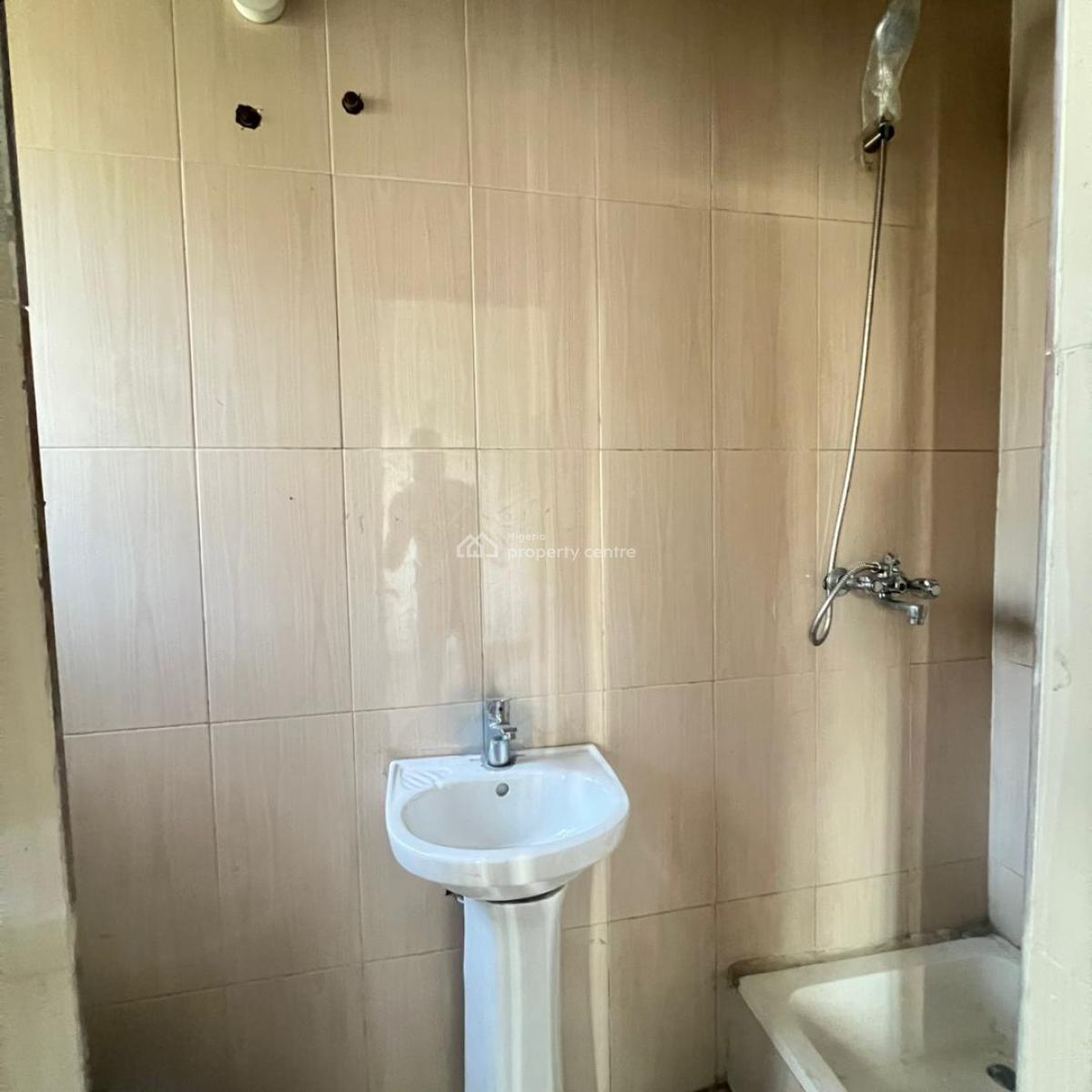 2 Bedroom Apartment, Ajah, Lagos, Flat / Apartment for Rent
