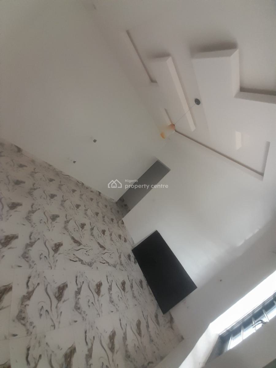 Standard 3bedrooms Duplex with a Mini Room, Fo1 Layout, Kubwa, Abuja, Semi-detached Duplex for Rent