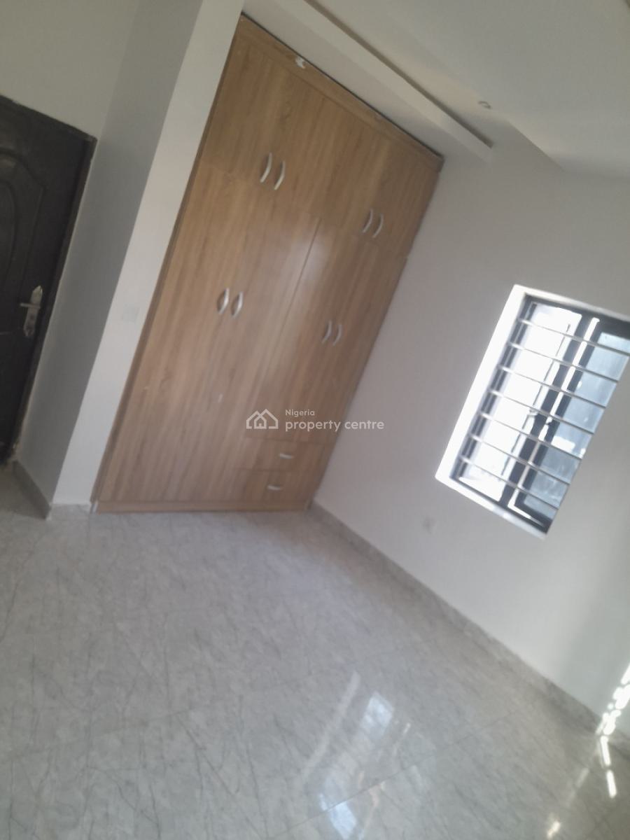 Standard 3bedrooms Duplex with a Mini Room, Fo1 Layout, Kubwa, Abuja, Semi-detached Duplex for Rent