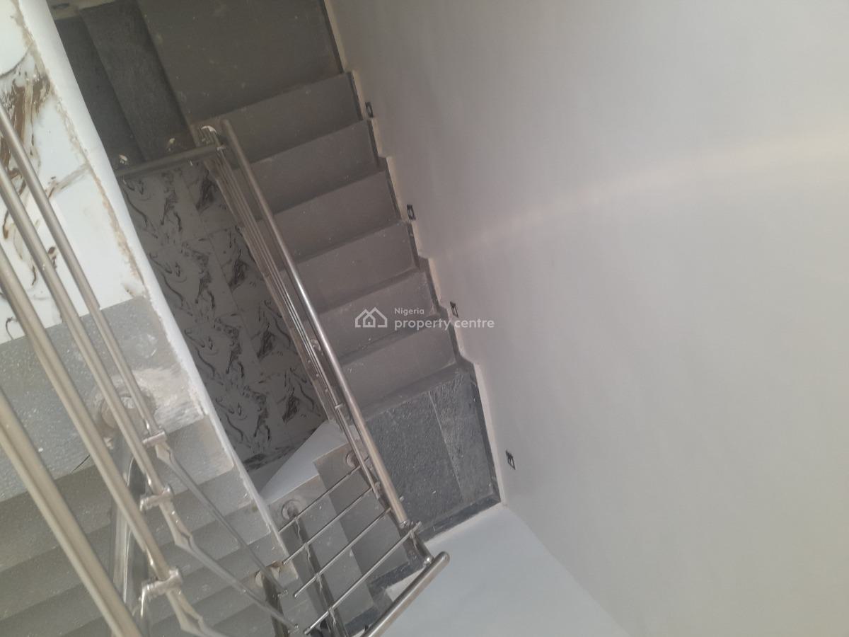 Standard 3bedrooms Duplex with a Mini Room, Fo1 Layout, Kubwa, Abuja, Semi-detached Duplex for Rent