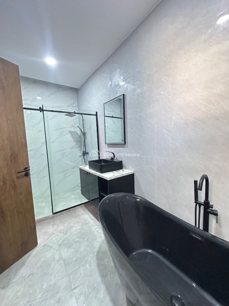 Massive 3 Bedroom Flat + Bq, Ikate, Ikate, Lekki, Lagos, Flat / Apartment for Sale