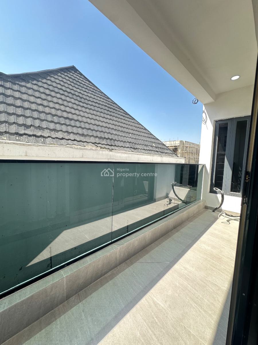 Massive 3 Bedroom Flat + Bq, Ikate, Ikate, Lekki, Lagos, Flat / Apartment for Sale