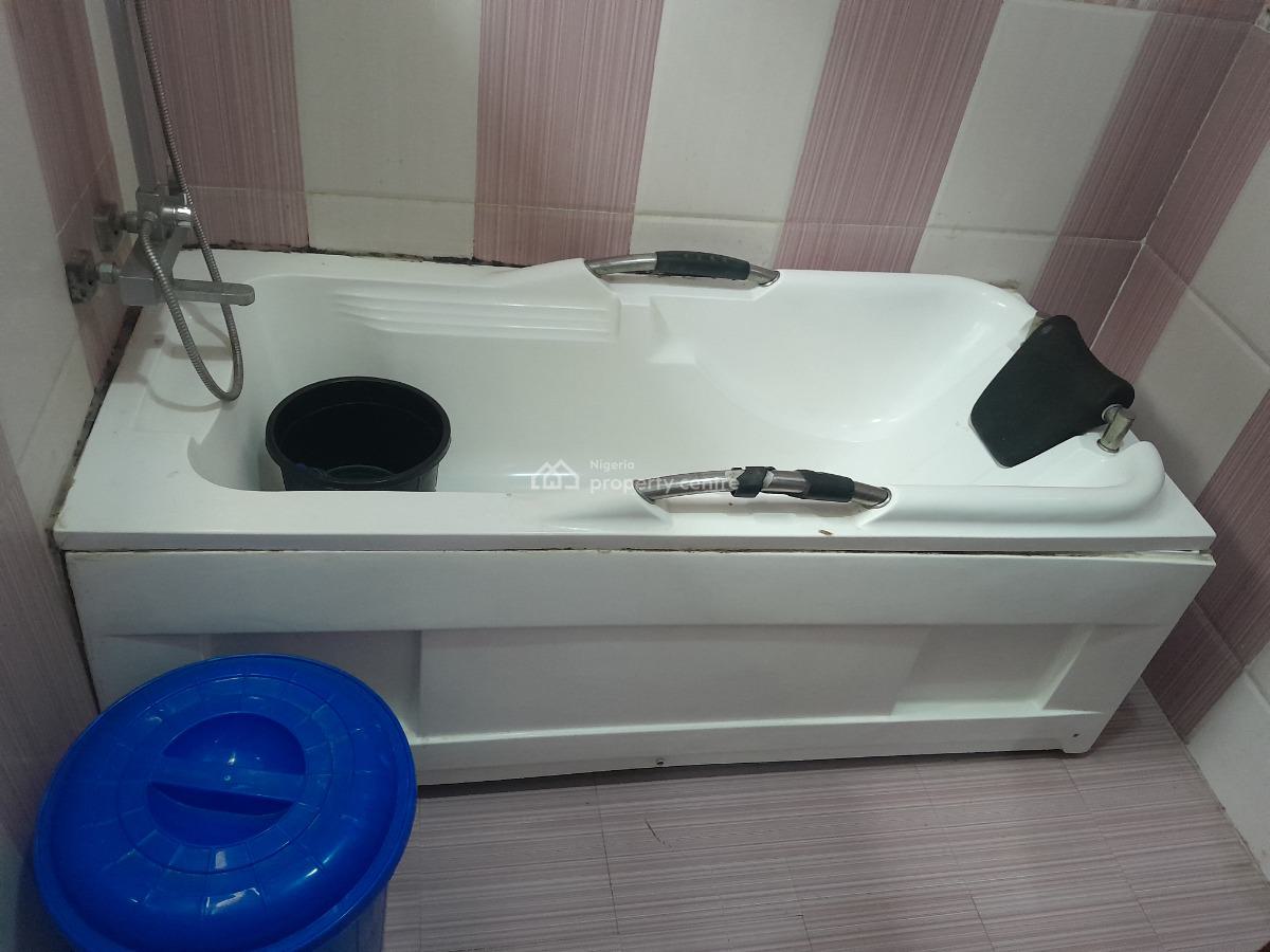 Spacious Studio Apartments with Pool, Lekki Gardens 3 Estate, Olokonla, Ajah, Lagos, Self Contain (single Rooms) Short Let