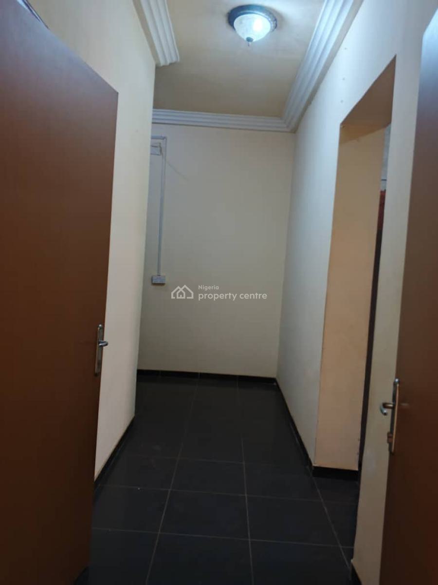 Serviced 3 Bedroom Flat with 1room Bq. Acs, Generator & Swimming Pool, Off Ibb Boulevard, Maitama District, Abuja, Flat / Apartment for Rent