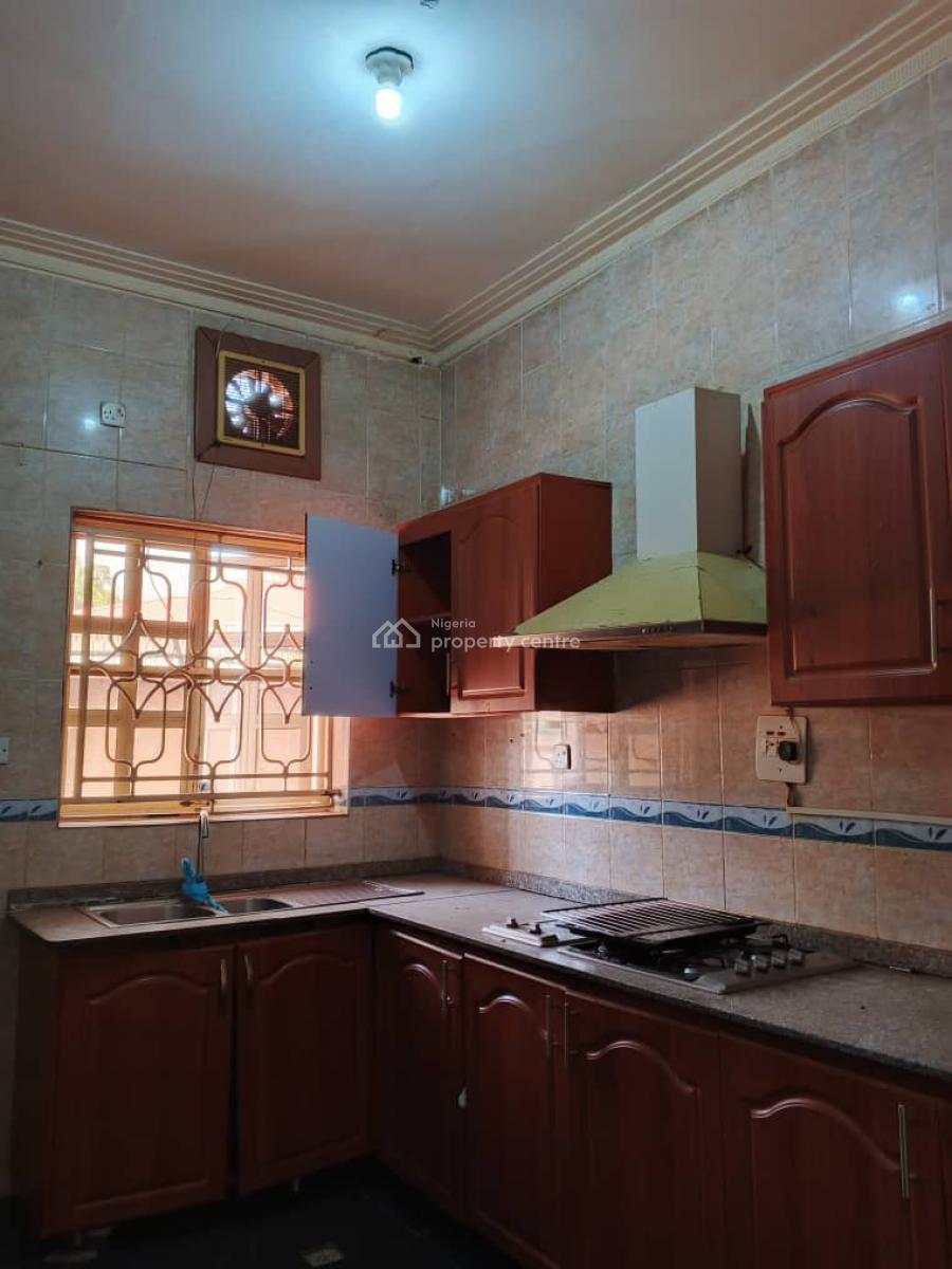 Serviced 3 Bedroom Flat with 1room Bq. Acs, Generator & Swimming Pool, Off Ibb Boulevard, Maitama District, Abuja, Flat / Apartment for Rent