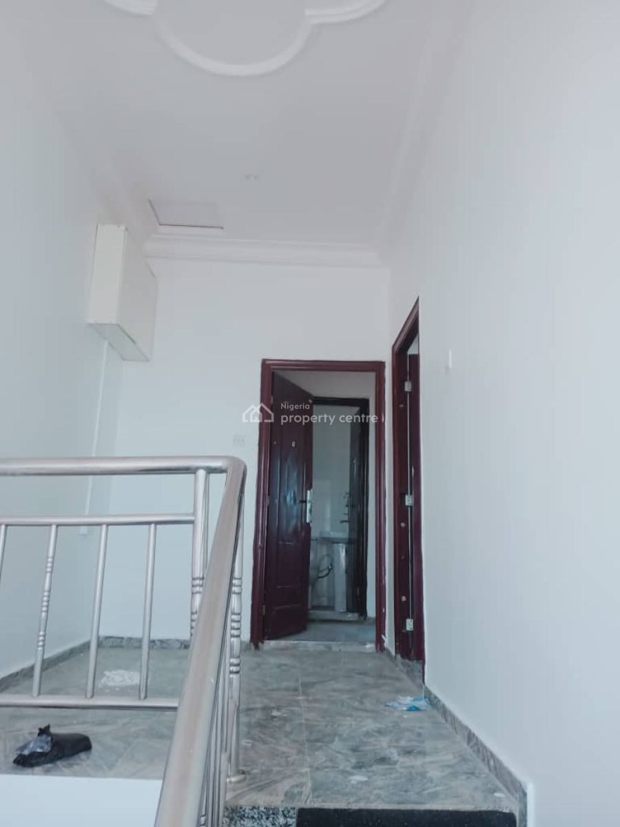 Newly Renovated   3 Bedroom Semi-detached Duplex  in an Estate, Lifecamp Godab Or Close to 69 Road Charley Boy, Kafe, Abuja, Semi-detached Duplex for Rent