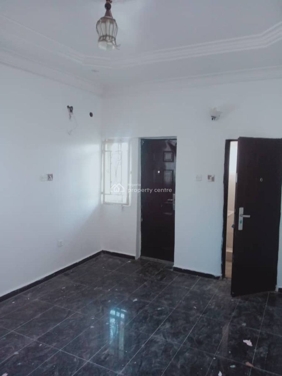 Newly Renovated   3 Bedroom Semi-detached Duplex  in an Estate, Lifecamp Godab Or Close to 69 Road Charley Boy, Kafe, Abuja, Semi-detached Duplex for Rent