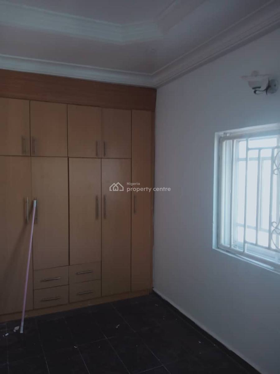 Newly Renovated   3 Bedroom Semi-detached Duplex  in an Estate, Lifecamp Godab Or Close to 69 Road Charley Boy, Kafe, Abuja, Semi-detached Duplex for Rent