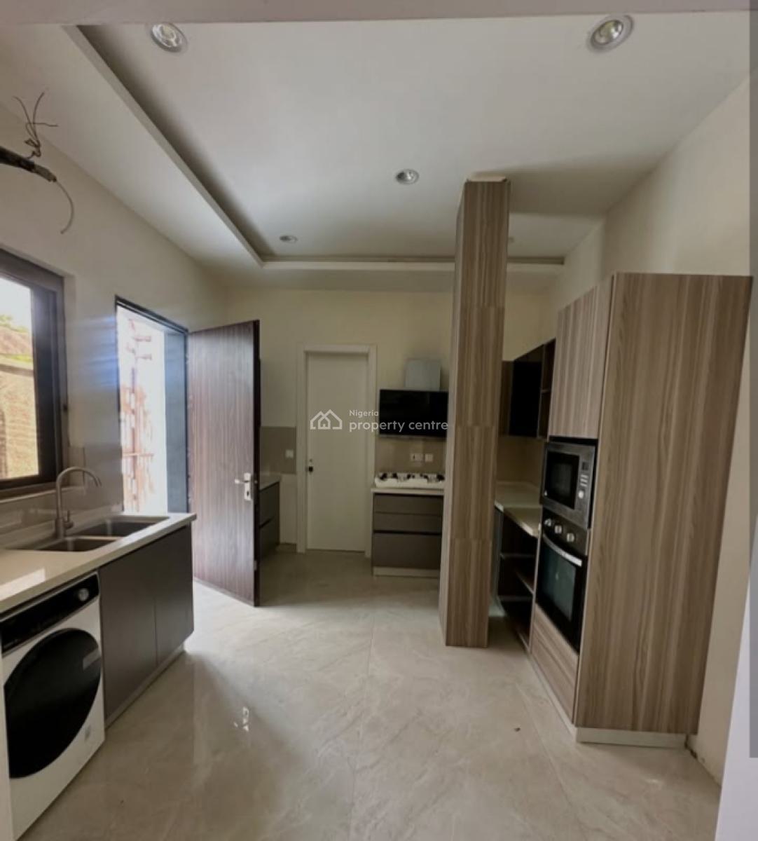 Contemporary 5 Bedroom Duplex with Modern Designs and Facilities, Banana Island, Ikoyi, Lagos, Detached Duplex for Sale