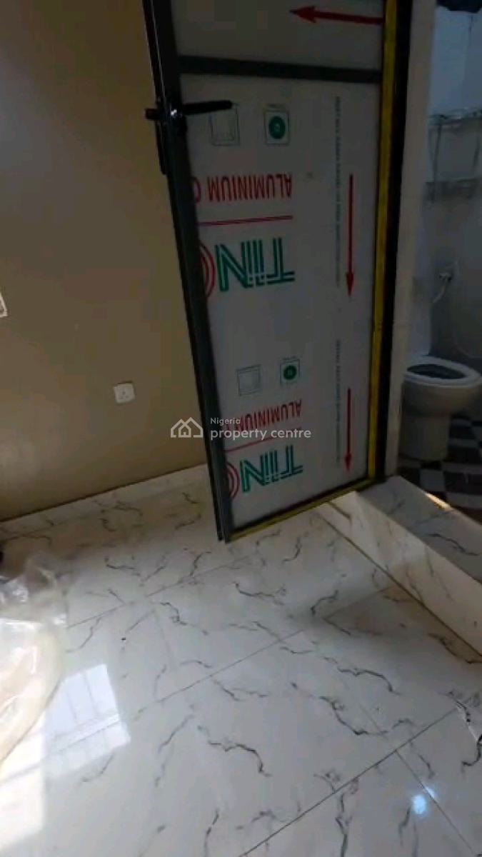 Standard and Executive Mini Flat, Yaba, Yaba, Lagos, Mini Flat (room and Parlour) for Rent