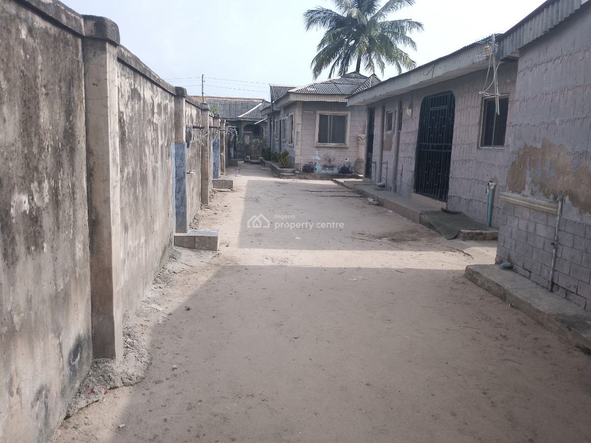 2 Bedroom with Bq, Community Off Bayeku Road, Igbogbo, Ikorodu, Lagos, Block of Flats for Sale