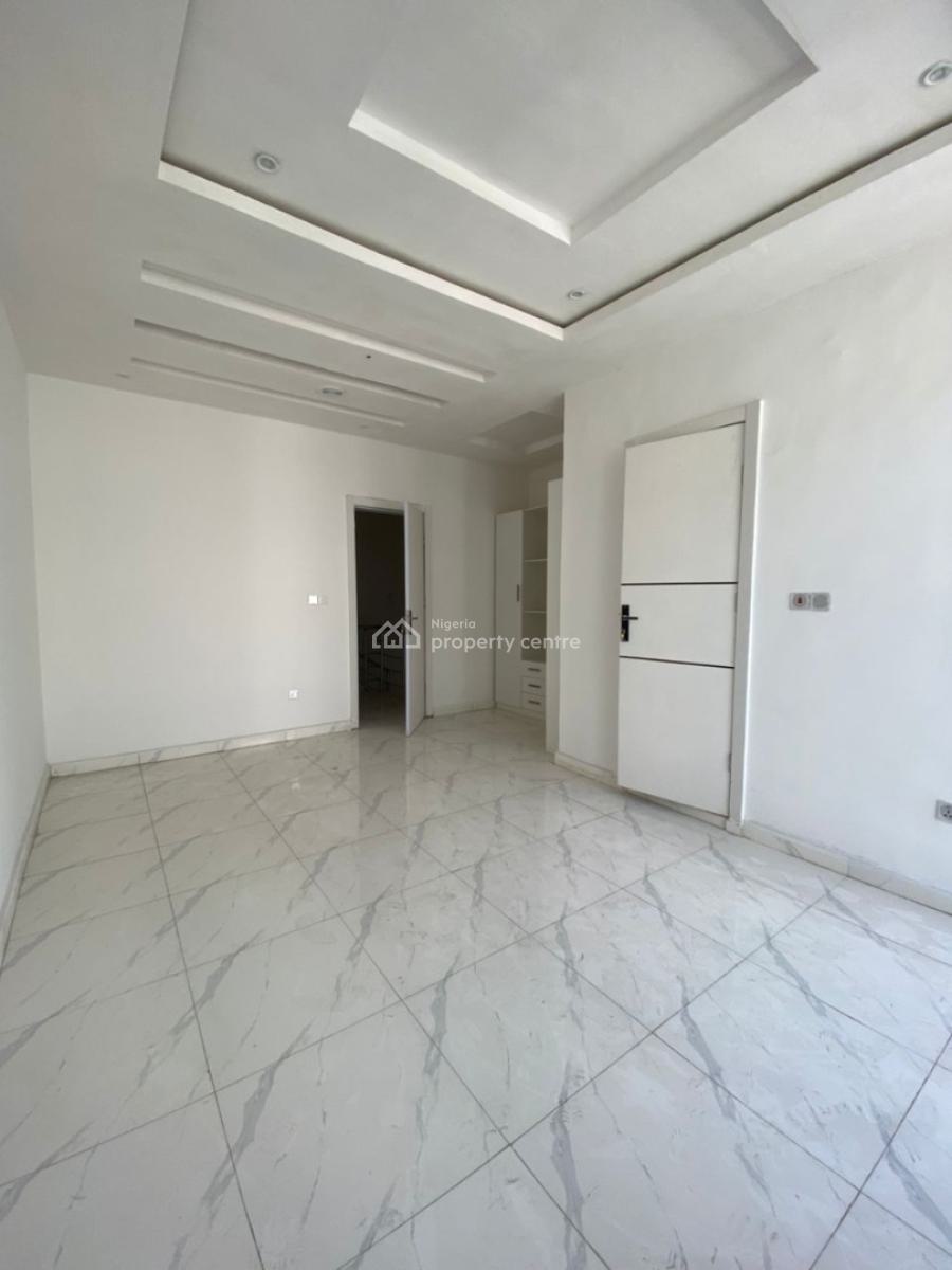 3, After Chevron Drive 2nd Toll Gate, Lekki Phase 2, Ikota, Lekki, Lagos, Terraced Duplex for Rent