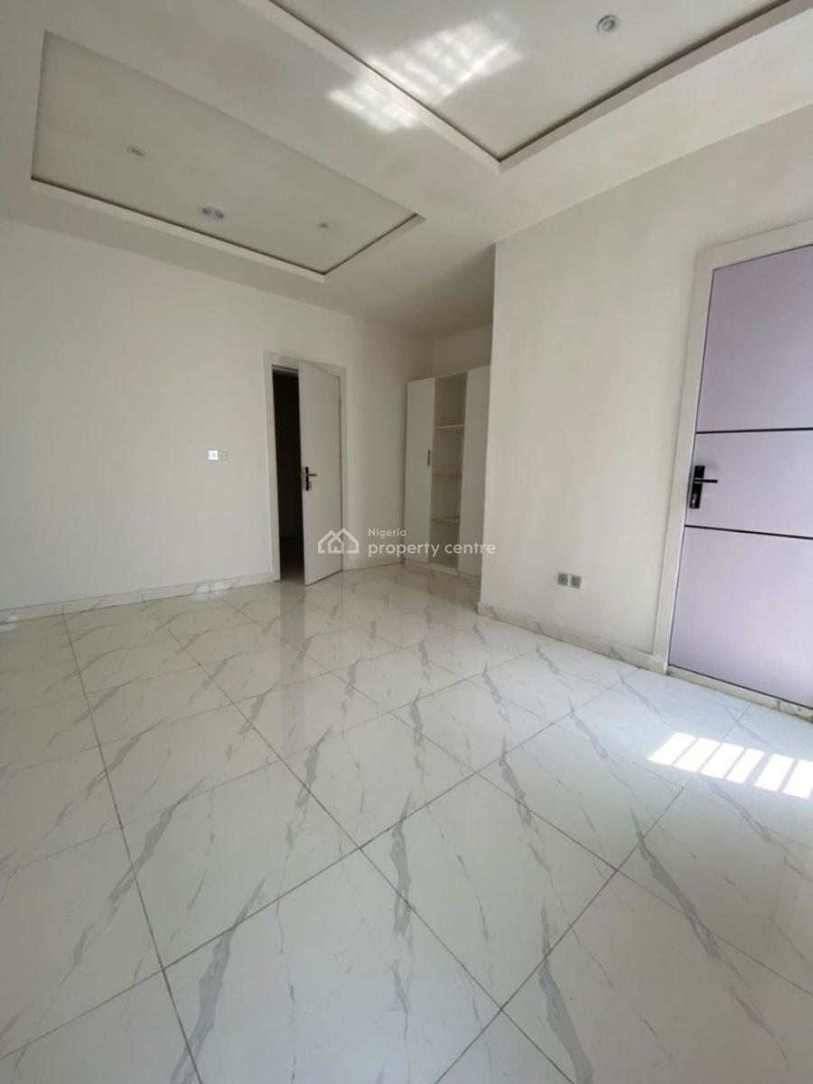 3, After Chevron Drive 2nd Toll Gate, Lekki Phase 2, Ikota, Lekki, Lagos, Terraced Duplex for Rent