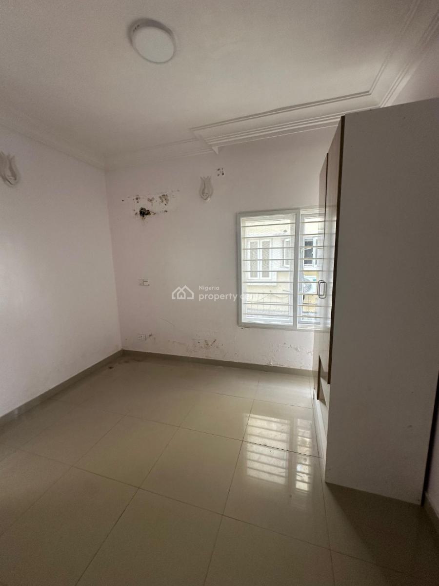 6 Bedroom Duplex with a Room Bq, Osapa, Lekki, Lagos, Detached Duplex for Rent