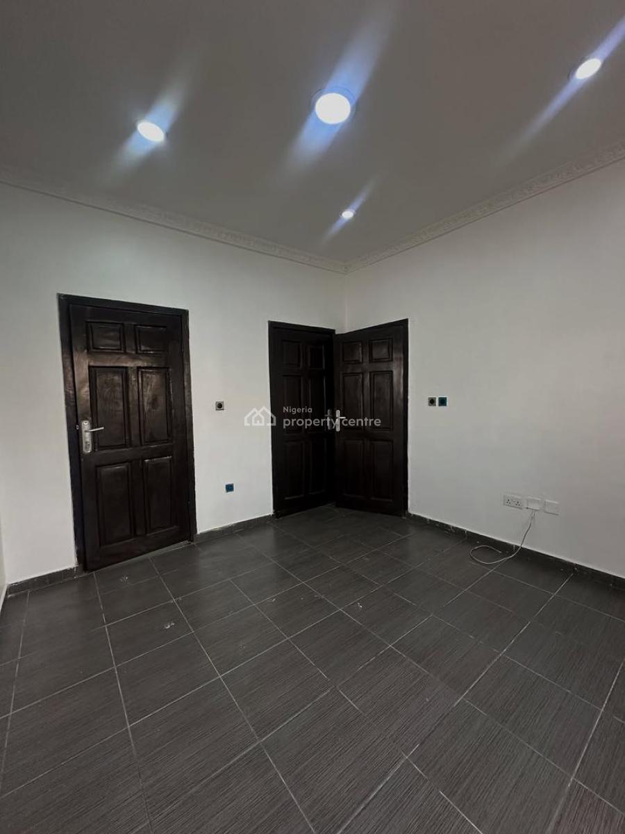 Luxurious & Executive 2-bedroom Apartment, Lekki Phase 1, Lekki, Lagos, Flat / Apartment for Rent