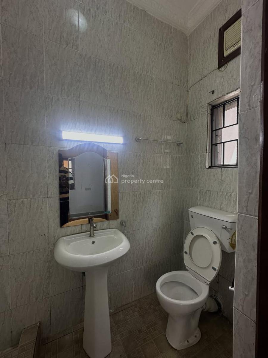 Luxurious & Executive 2-bedroom Apartment, Lekki Phase 1, Lekki, Lagos, Flat / Apartment for Rent