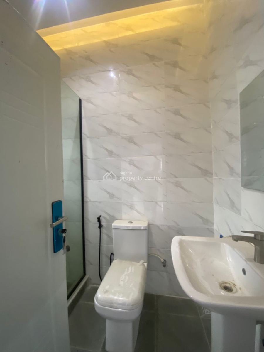 3 Bedroom Duplex, in an Estate By Skymall Area Sangotedo, Ajah, Lagos, Terraced Duplex for Rent