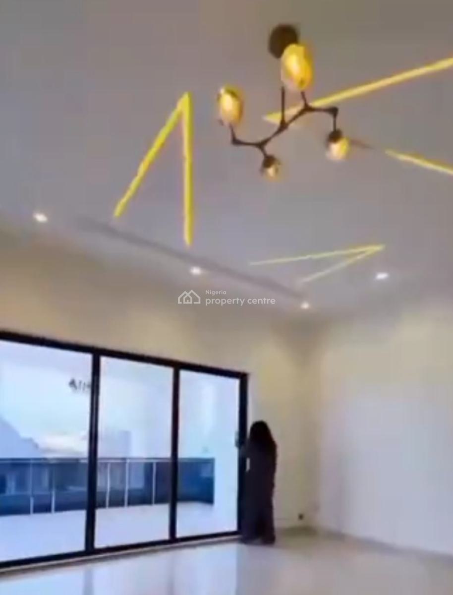 Majestically Built, 11 Bedroom+ 5 Sitting Room S Mansion, Guzape Main, Guzape District, Abuja, House for Sale