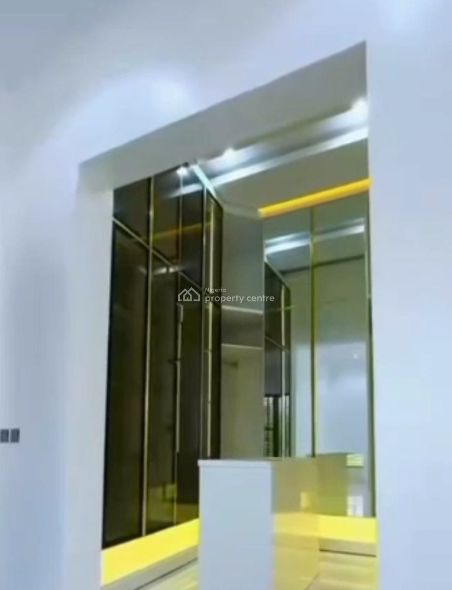 Majestically Built, 11 Bedroom+ 5 Sitting Room S Mansion, Guzape Main, Guzape District, Abuja, House for Sale