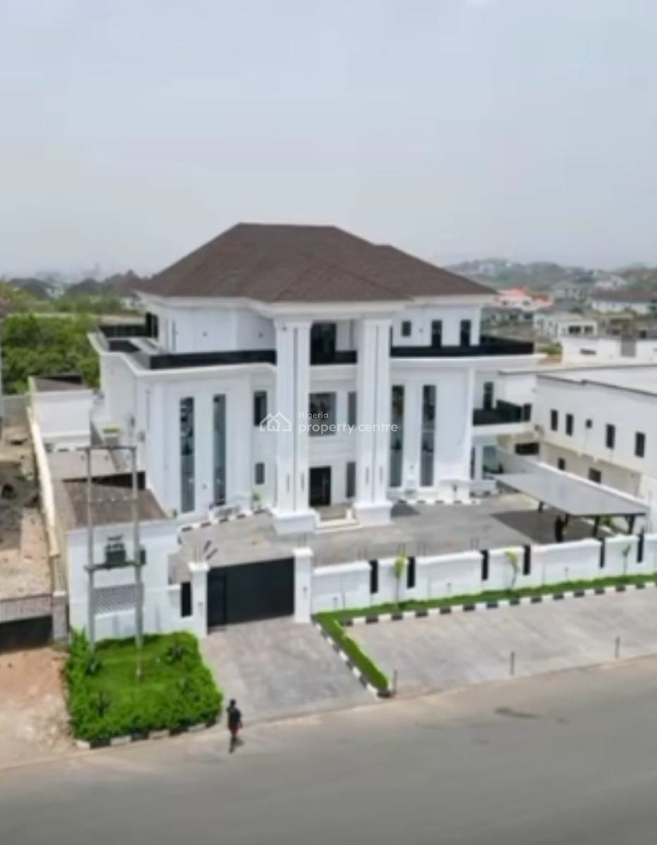 Majestically Built, 11 Bedroom+ 5 Sitting Room S Mansion, Guzape Main, Guzape District, Abuja, House for Sale
