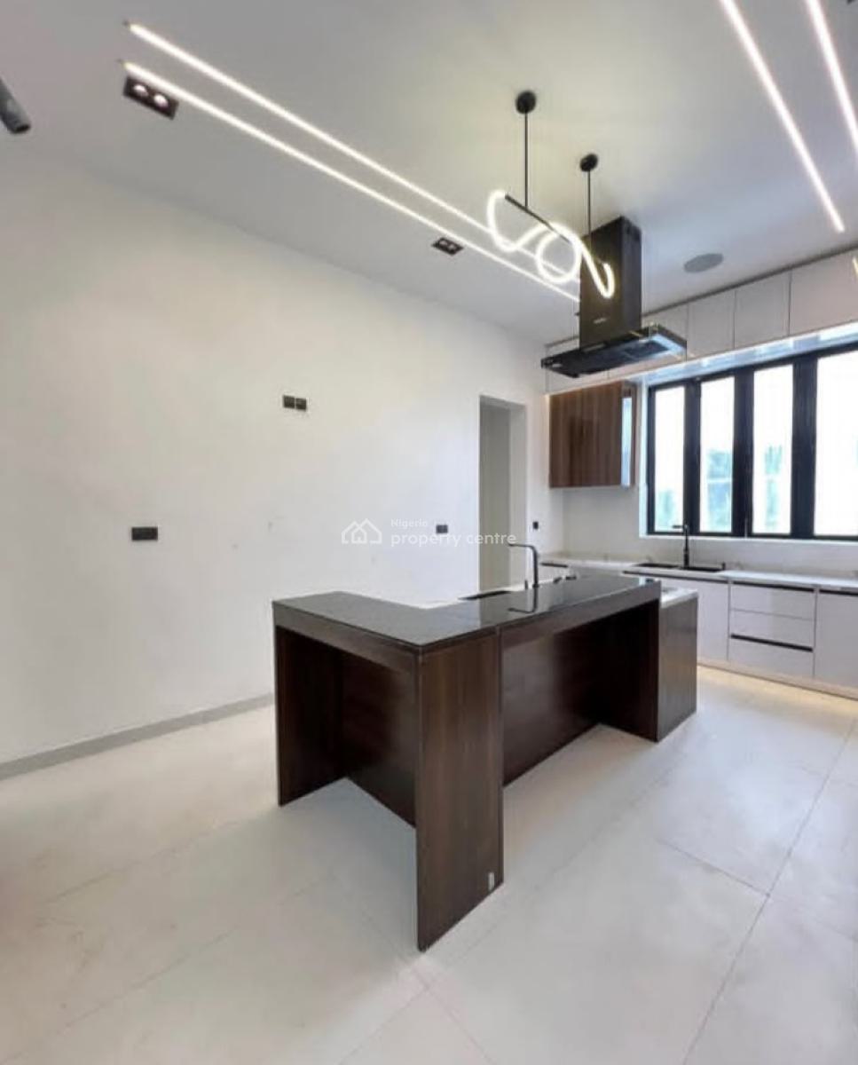 5 Bedroom Detached House, Osapa, Lekki, Lagos, Detached Duplex for Sale