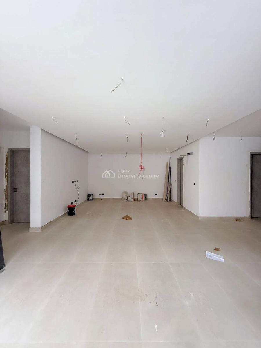 Spacious Massive Luxury 2&3 Bedroom Flat, Secure Estate Off Admirtty Wey Lekki Phase One, Lekki Phase 1, Lekki, Lagos, Block of Flats for Sale