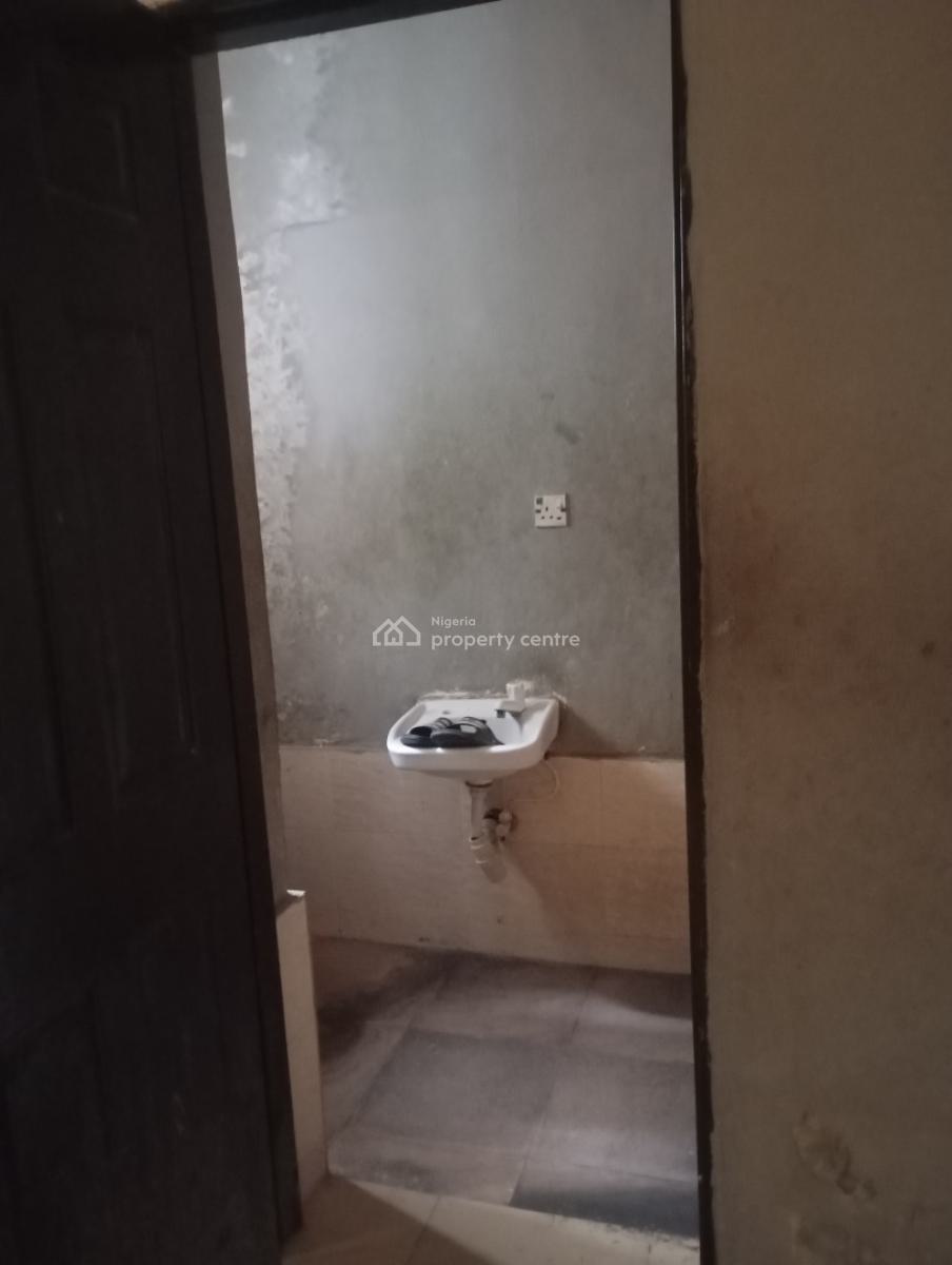 2-bedroom Apartment Downstairs, Ogombo, Ajah, Lagos, Flat / Apartment for Rent