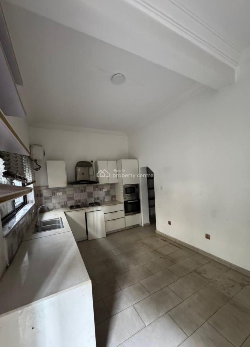 Beautifully Maintained 4 Bedroom Terrace Duplex, Osapa Lekki Lagos, Osapa, Lekki, Lagos, Terraced Duplex for Rent