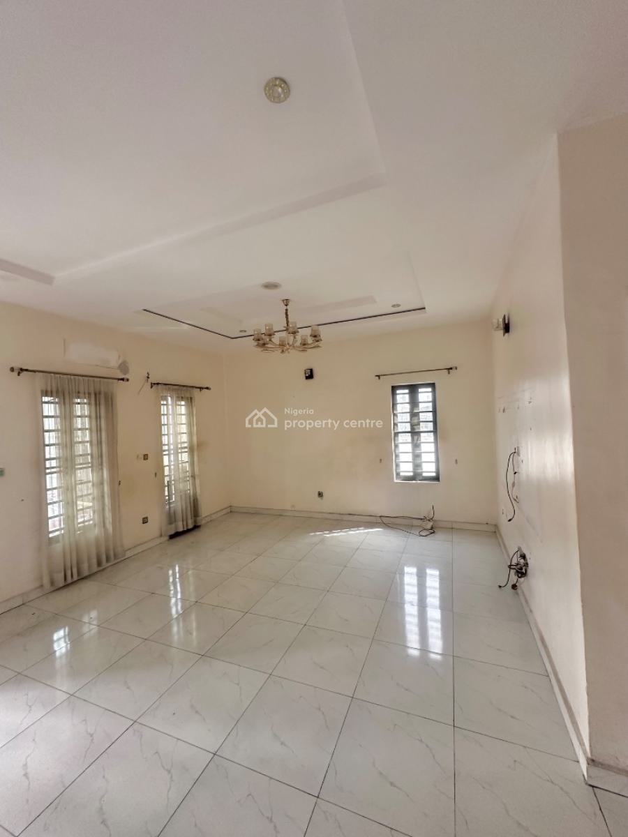 a Massive Mini Flat, Comes with The House Kitchen in a Shared Apt, Orchid Road, Lekki, Lagos, House for Rent