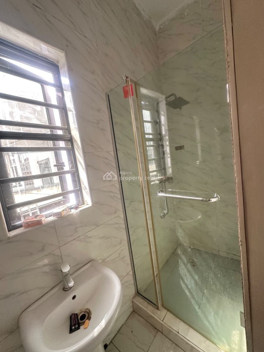 a Massive Mini Flat, Comes with The House Kitchen in a Shared Apt, Orchid Road, Lekki, Lagos, House for Rent