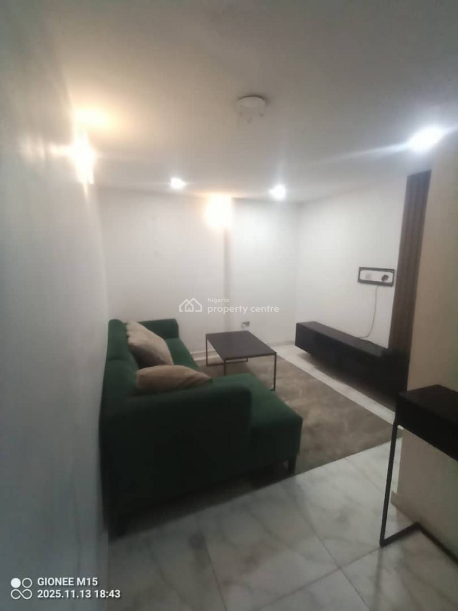 Fully Service Unfurnished One-bedroom Apartment, Lekki Right, Lekki, Lagos, Flat / Apartment for Rent