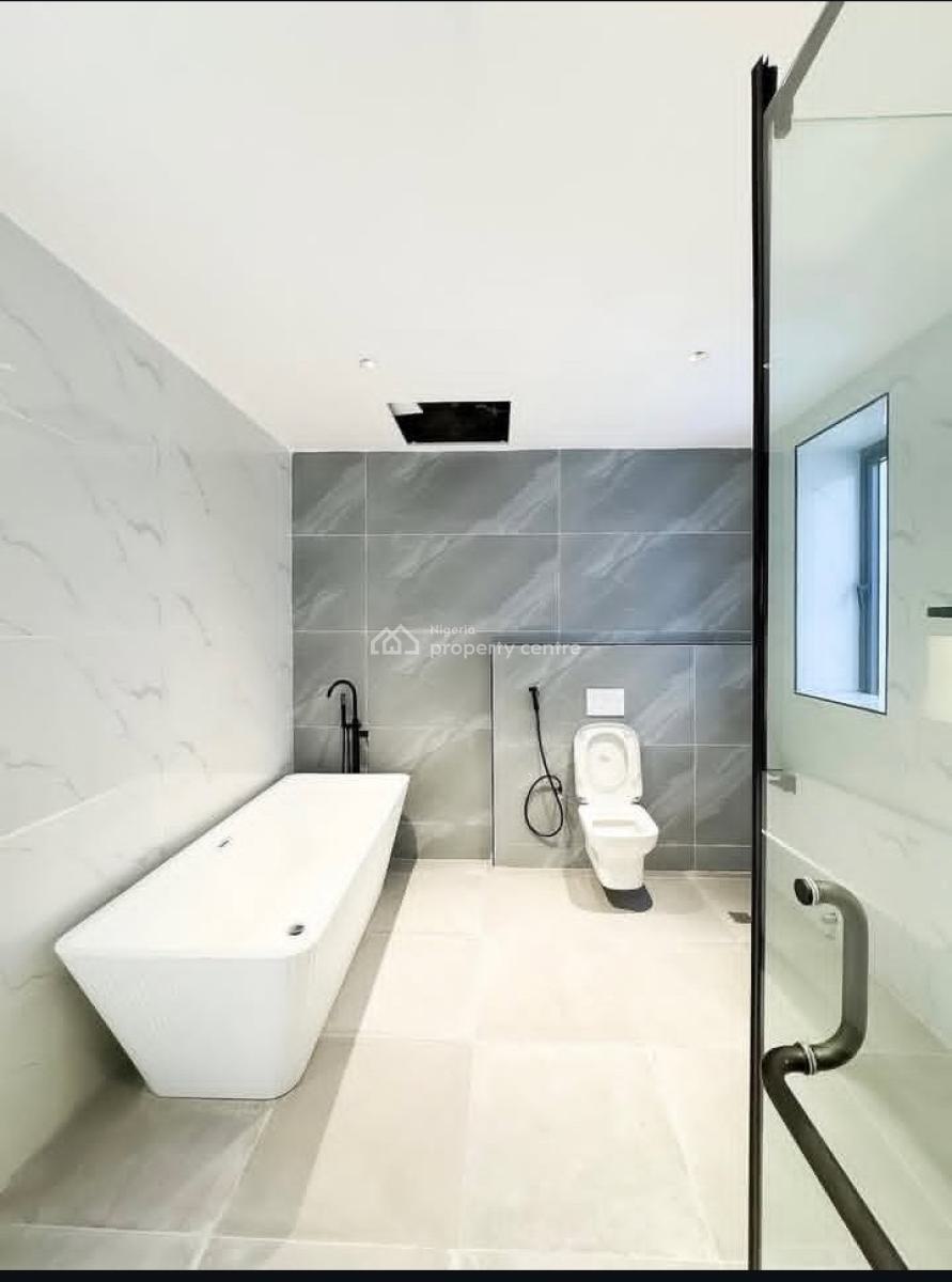 5 Bedroom Detached House, Lekki Phase 1, Lekki, Lagos, Detached Duplex for Sale