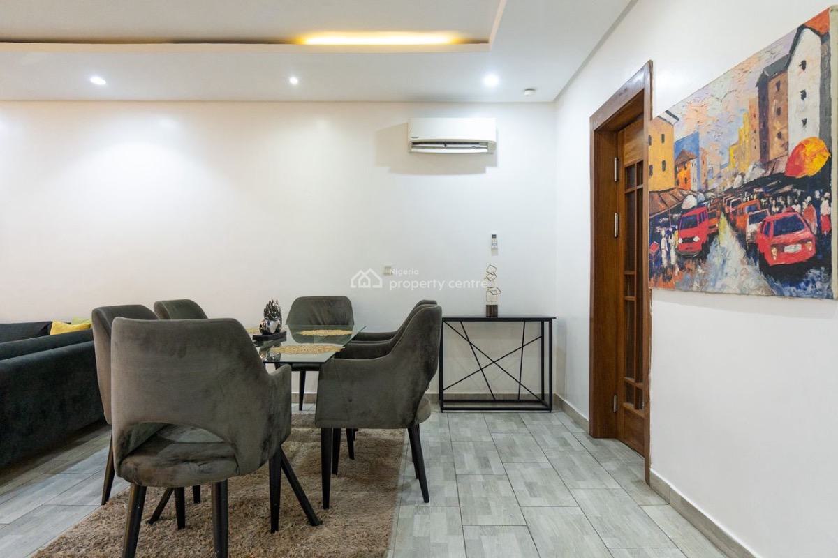 Exclusive 3 Bedroom Apartment with Excellent Facilities, Exclusive 3 Bedroom Apartment with Excellent Facilities, Lekki Phase 1, Lekki, Lagos, Flat / Apartment Short Let