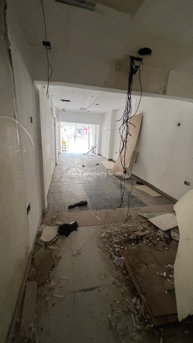 Restaurant Space on Admiralty Way Lekki Phase 1, Admiralty Way Lekki Phase 1 Lekki Lagos, Lekki Phase 1, Lekki, Lagos, Restaurant / Bar for Rent