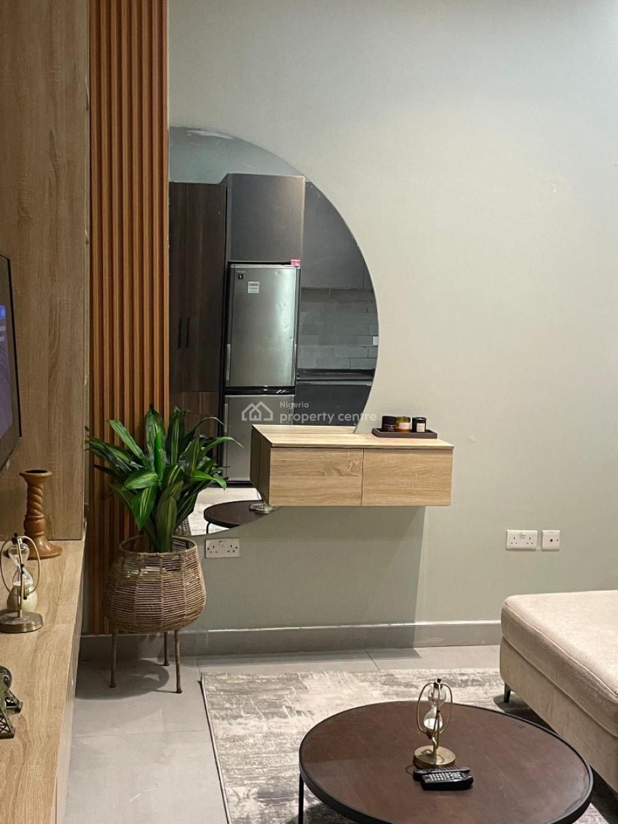 Cozy and Specious Studio Apartment with Pool and Gym, Lekki, Lagos, Flat / Apartment Short Let