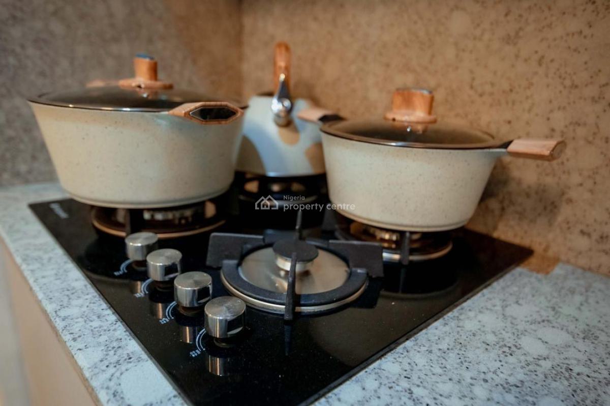 Luxury 2 Bedroom Maisonette with Alexa , Ps5, Balcony,elevator.., Freedom Way, Lekki Phase 1, Lekki, Lagos, Flat / Apartment Short Let