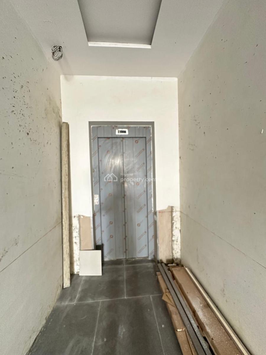 Outstanding Luxury Spacious 3 Bedroom Apartment with Bq, Elevator, Gym, Spacious 3 Bedroom Apartment Serene for Shortlet with C of O , Lekki 1, Lekki Phase 1, Lekki, Lagos, Flat / Apartment for Sale