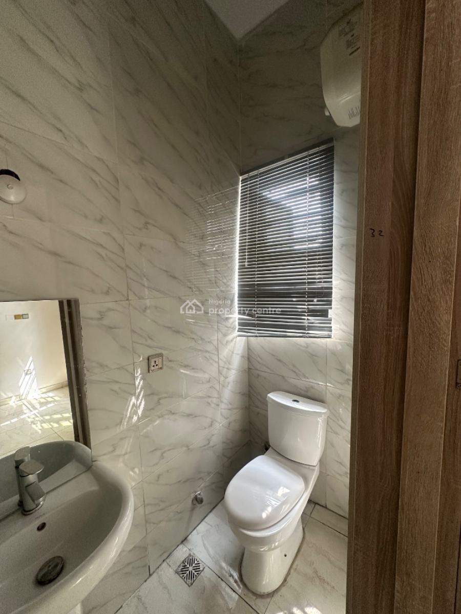 Room Upstairs in a Shared Apartment, Orchid Road, Royal Pine Gate 1., Lekki, Lagos, House for Rent