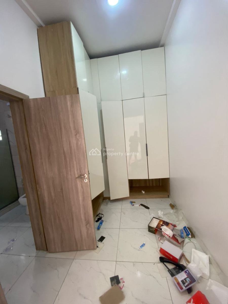 a Luxury 4 Bedroom Semidetached Duplex in a Secured Estate in Chevron, Chevron, Lekki Phase 2, Lekki, Lagos, Semi-detached Bungalow for Rent